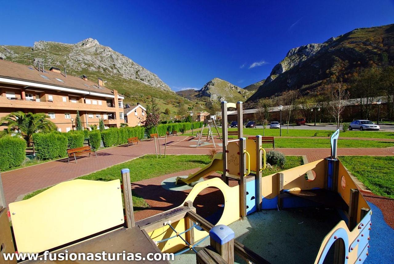 Angliru 1 Suite Santa Eulalia de Morcin Eksteriør billede
